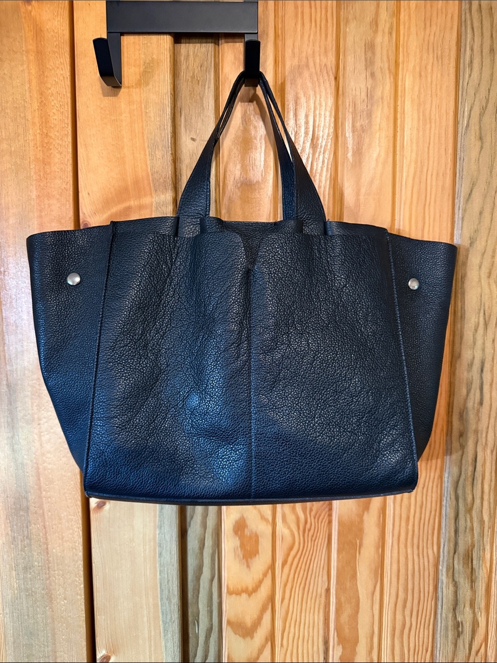 Pietro Black Leather Tote Bag - Classic Women's Carryall